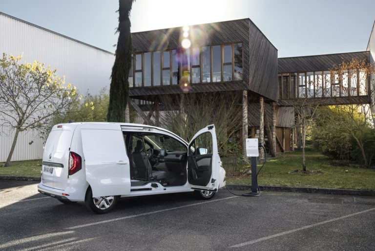 Más de 40.000 euros cuesta el nuevo Renault Kangoo Furgón eléctrico