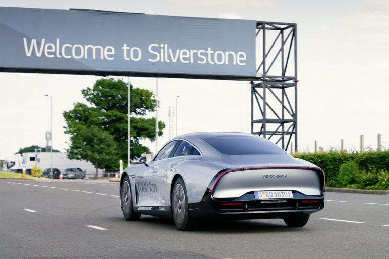 Mercedes-Benz VISION EQXX. 1.202 kilómetros sin parar a cargar