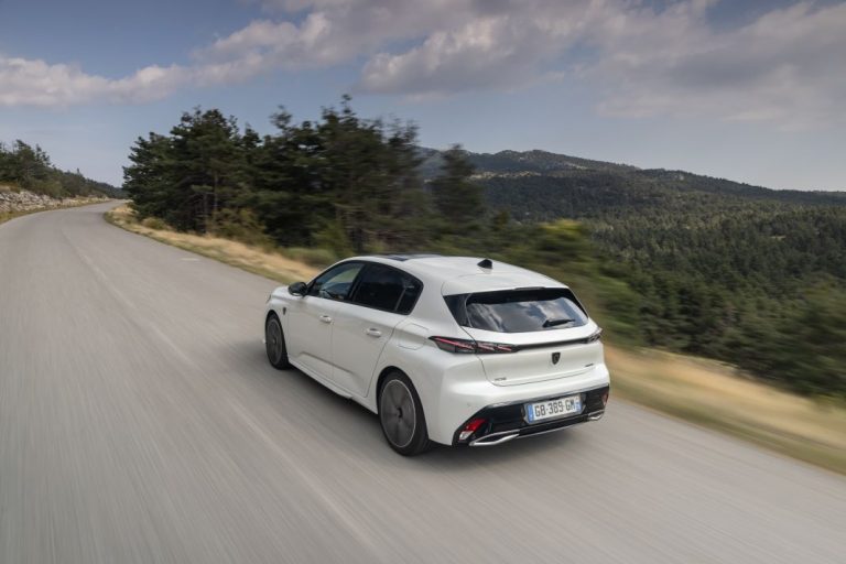Peugeot 308: Motores eficientes y de gran rendimiento