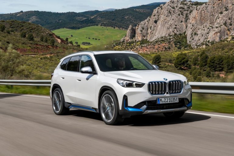 Al volante del BMW iX1 xDrive30, un eléctrico convincente