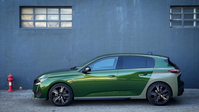 Castagna Milano aplica un tratamiento vintage al nuevo Peugeot 308