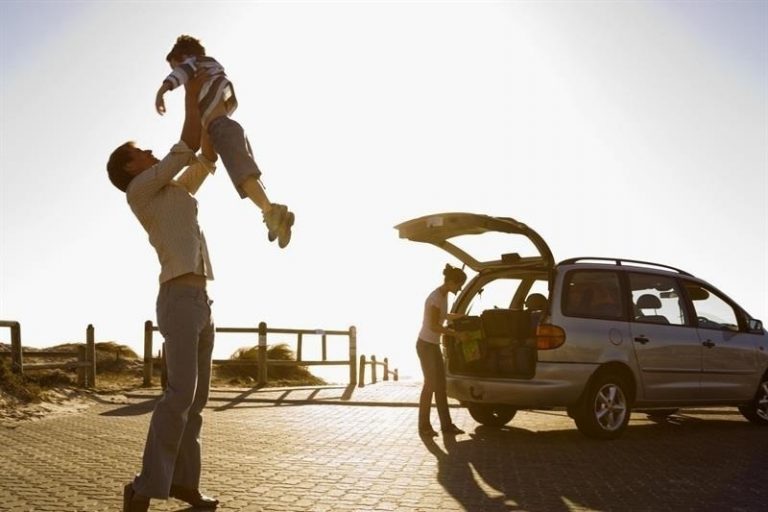 8 puntos del coche que tienes que revisar si o si antes de irte de vacaciones