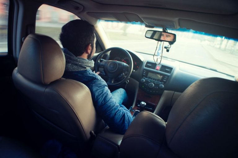 ¿Coche en propiedad o de alquiler? Esto es lo que prefieren los españoles