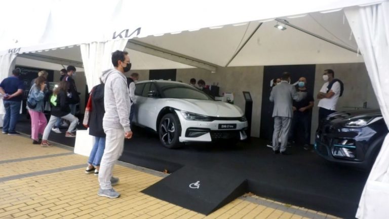 Prueba lo último en vehículos eléctricos en la II Feria MOGY