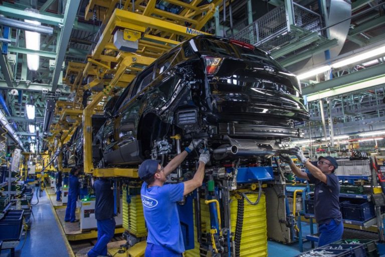 Ford adjudica a Almussafes la fabricación de coches eléctricos