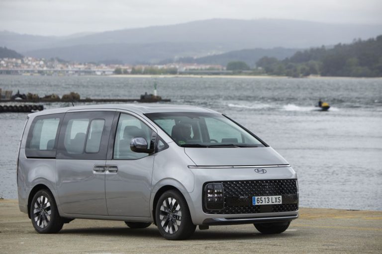 Ya está a la venta el futurista monovolumen Hyundai Staria