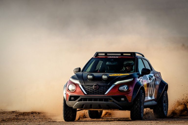 El radical Nissan Juke Rally Tribute rinde un estupendo homenaje al legendario 240Z Rally