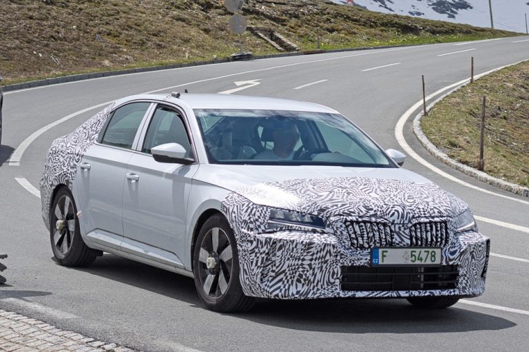El futuro Skoda Superb está ya en camino