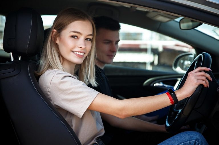 El secreto para no romper el aire acondicionado del coche en verano