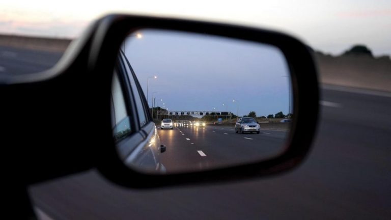 Los principales peligros de las autopistas y cómo reaccionar