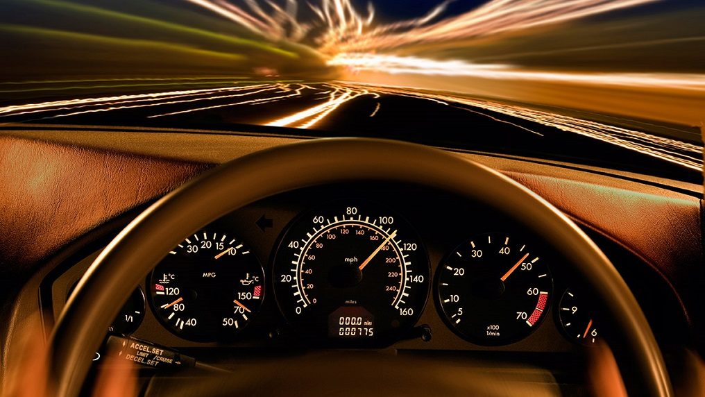 Coche, avión y moto ¿Cuál es más rápido?