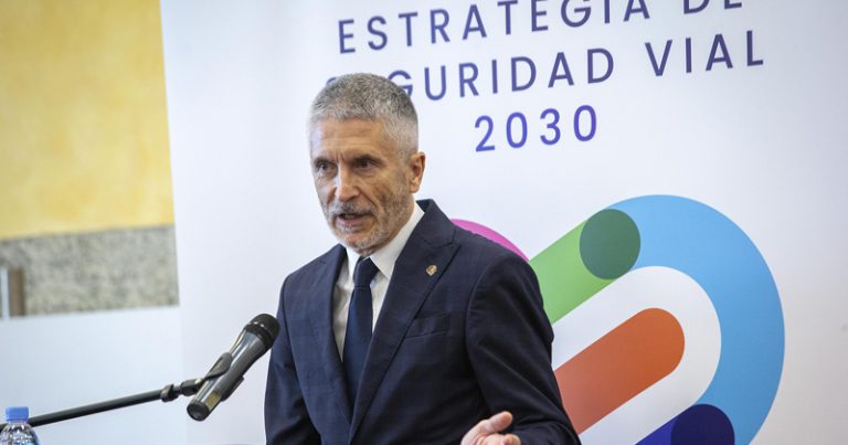 Nuevas medidas de la DGT: carné B-1 para jóvenes, seguro obligatorio para usuarios de patinetes y mucho más
