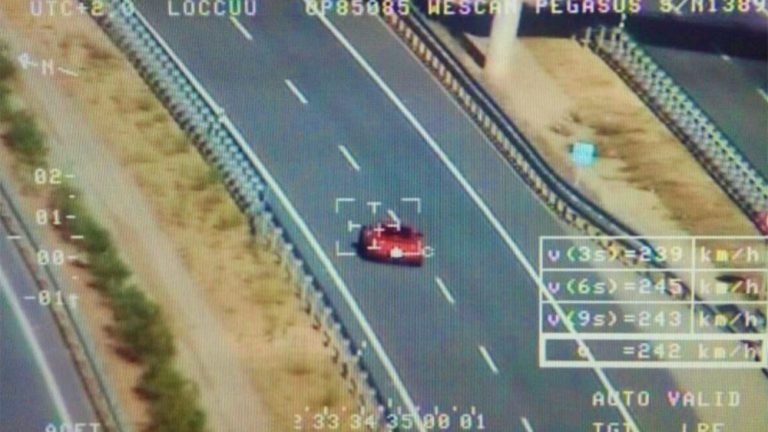 Detenido en Valladolid tras huir de un radar a 212 km/h en la A-62: es delito y hay penas de prisión