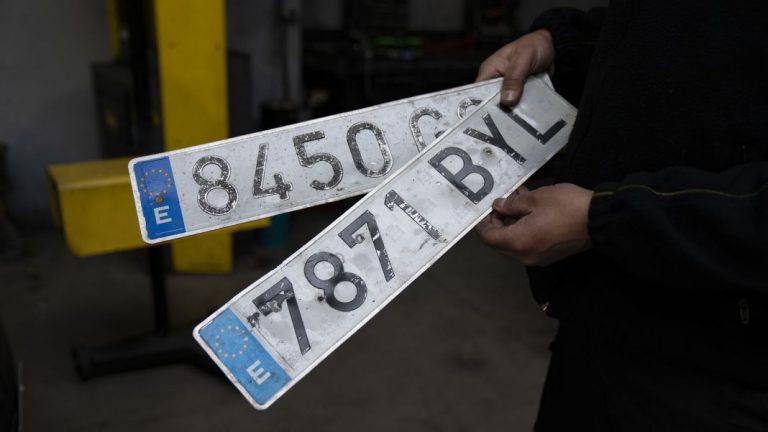 Si utilizas este nuevo método para engañar a los radares, la DGT y la Guardia Civil te va a buscar