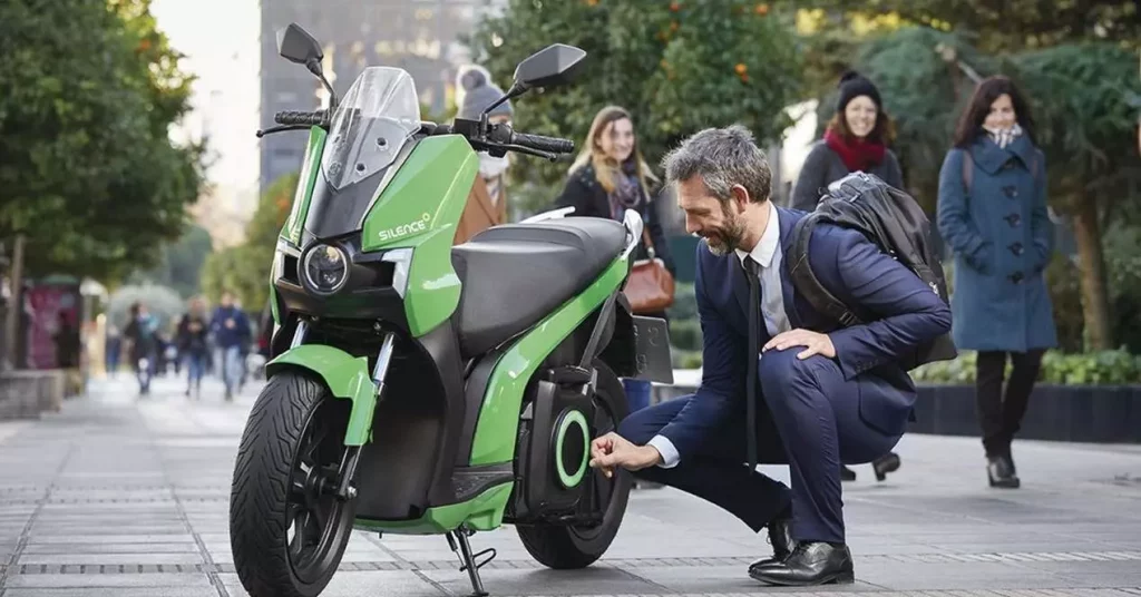 La DGT se toma en serio los ciclomotores: así endurecerá los controles 3 Motor16 ciclomotor