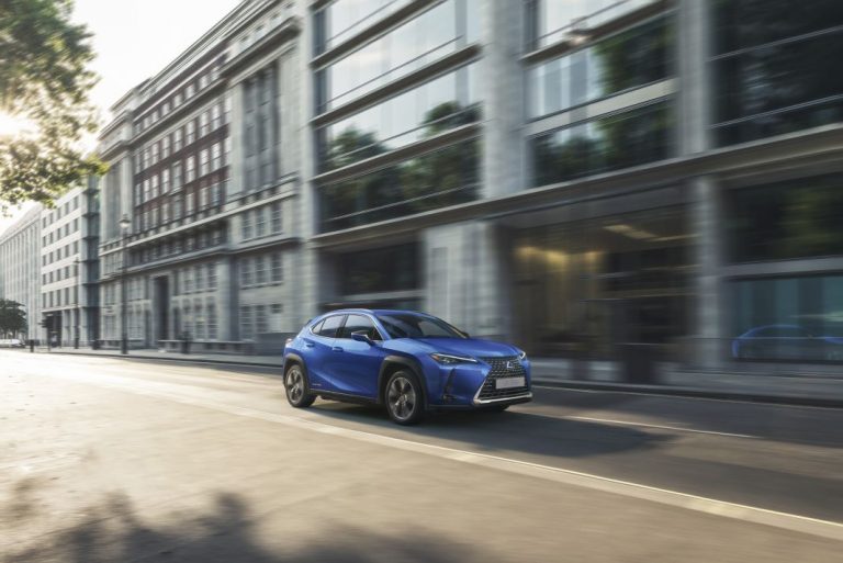 El coche más barato de cada marca de lujo