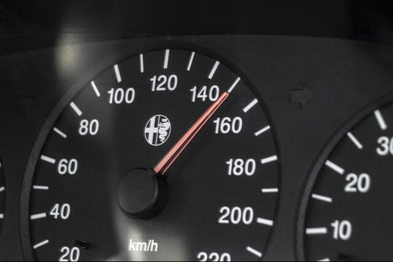 ¿Se puede circular a 150 km/h sin que te multen? La DGT explica cómo hacerlo