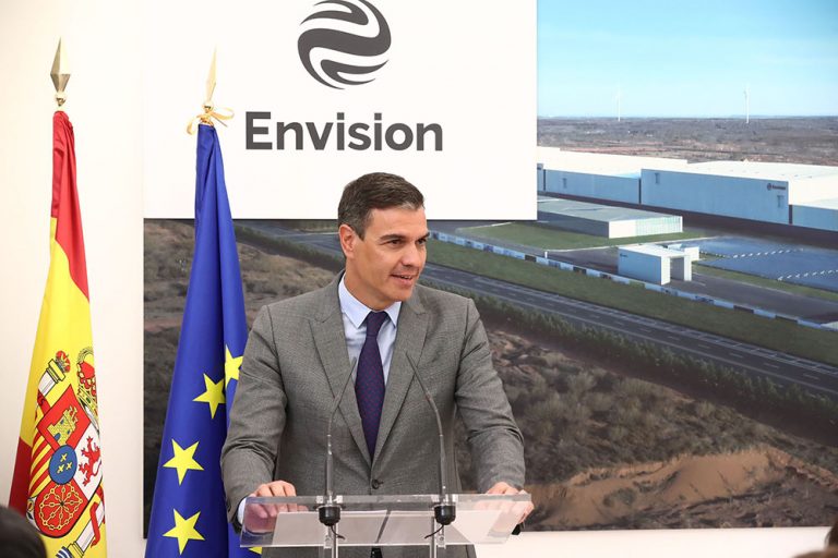 El Gobierno quiere fabricar medio millón de coches eléctricos al año en España para 2025