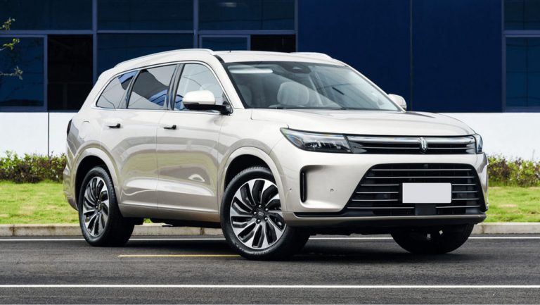 Huawei lanza en China este Aito M7, un gran SUV híbrido enchufable