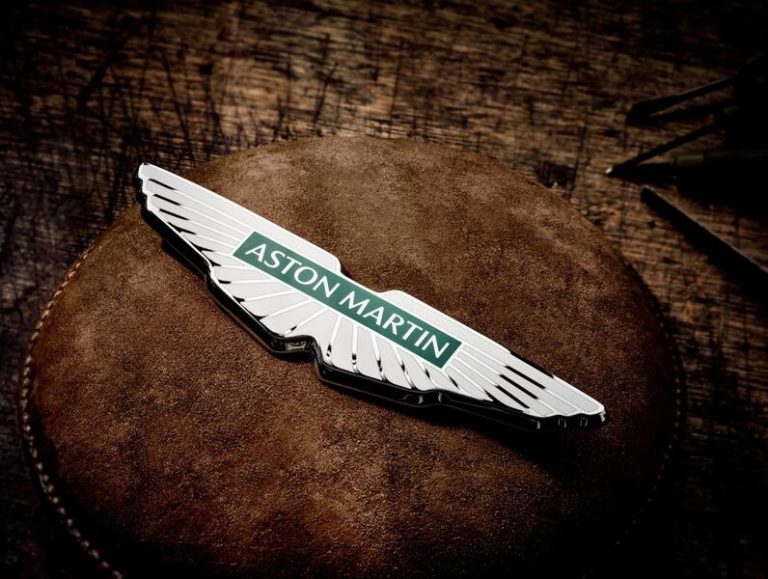 Aston Martin ampliará capital en 767 millones y dará entrada al fondo soberano saudí PIF