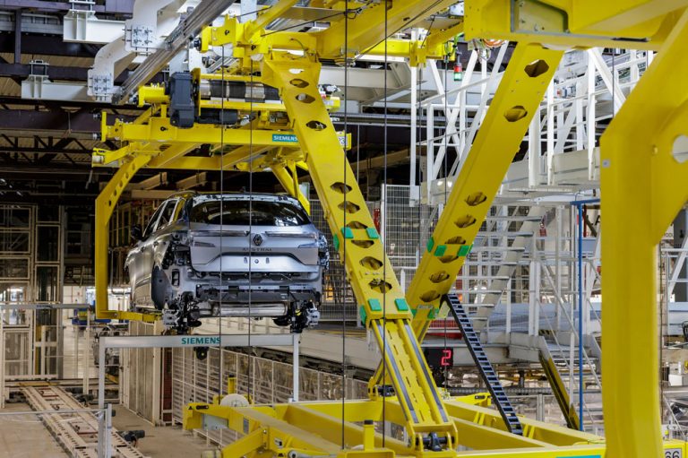 Cae el superávit comercial de la industria del automóvil