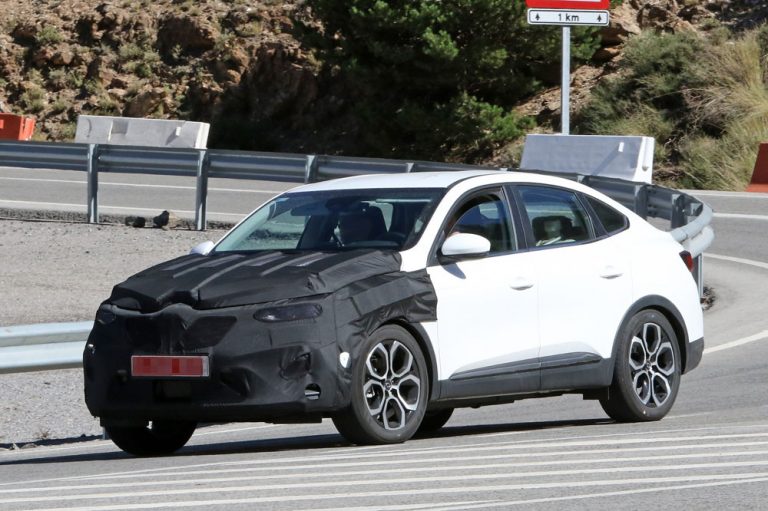La hora de la actualización para el Renault Arkana