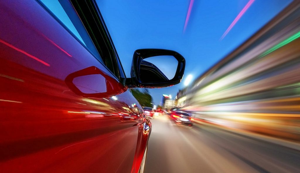 Evitar las aceleraciones y frenadas bruscas