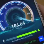 Google Maps y Waze marcan 100 km/h cuando el velocímetro de mi coche indica 106 km/h: ¿Quién está mintiendo?