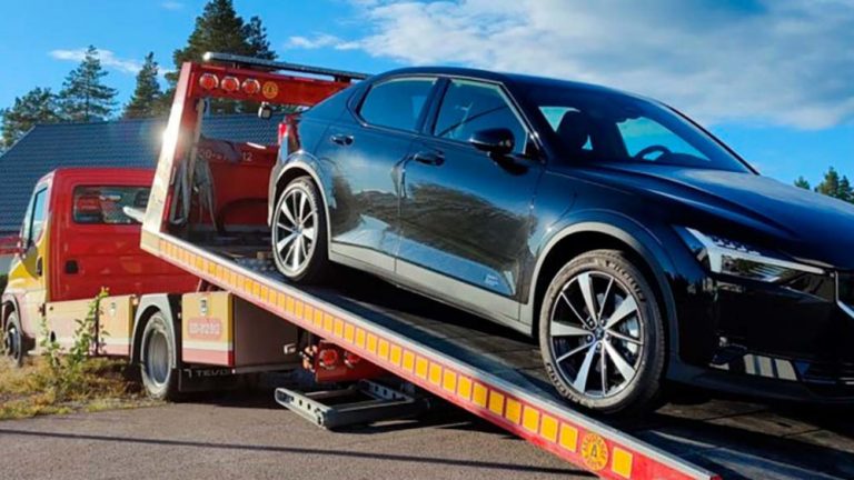 De la playa a la ciudad: Todo lo que debes revisar en tu coche para evitar averías de hasta 5.000 euros
