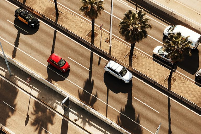 Las peores autopistas y autovías para viajar este verano, según la OCU