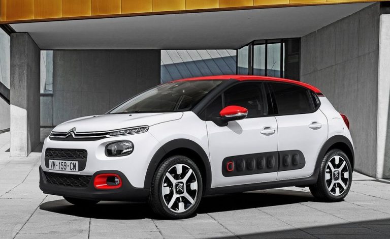 1.0 VTi 68 Attraction 5p