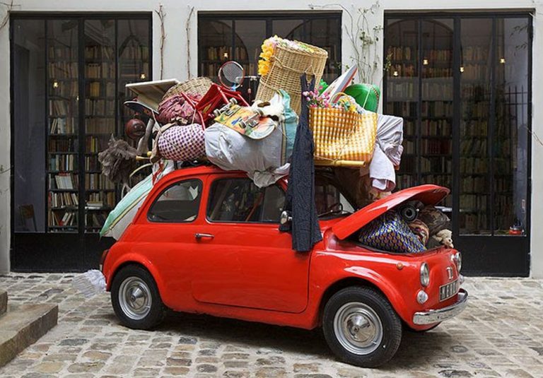 Si estás preparando tu viaje de verano, sigue estos consejos de la DGT para colocar tu equipaje