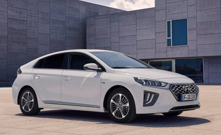 Electric 120 Style 5p CVT