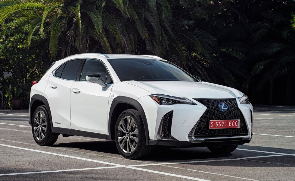 lexus-ux