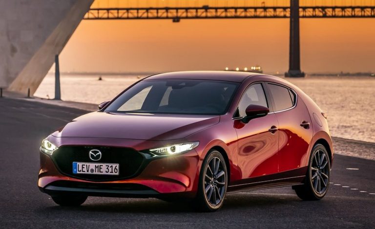 2.0 Skyactiv-G 165 Luxury Safety+Cuero+Navega