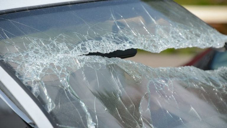 La pieza de tu coche que nadie cuida y que es vital para tu seguridad. Más aún en verano