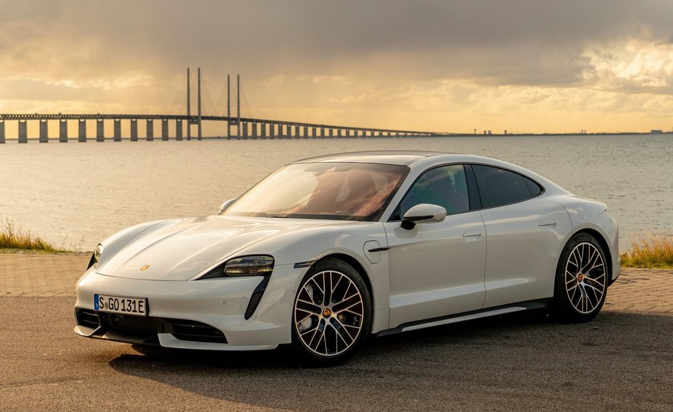porsche-taycan