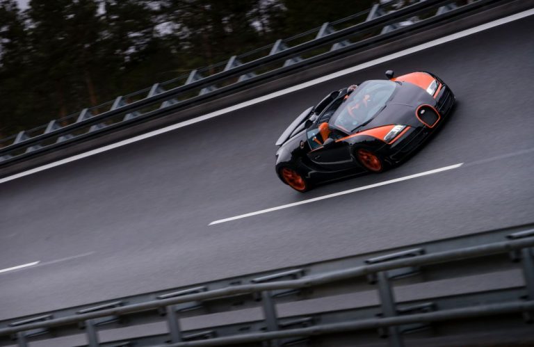 Bugatti Veyron Super Sport, una década siendo el descapotable más rápido del mundo