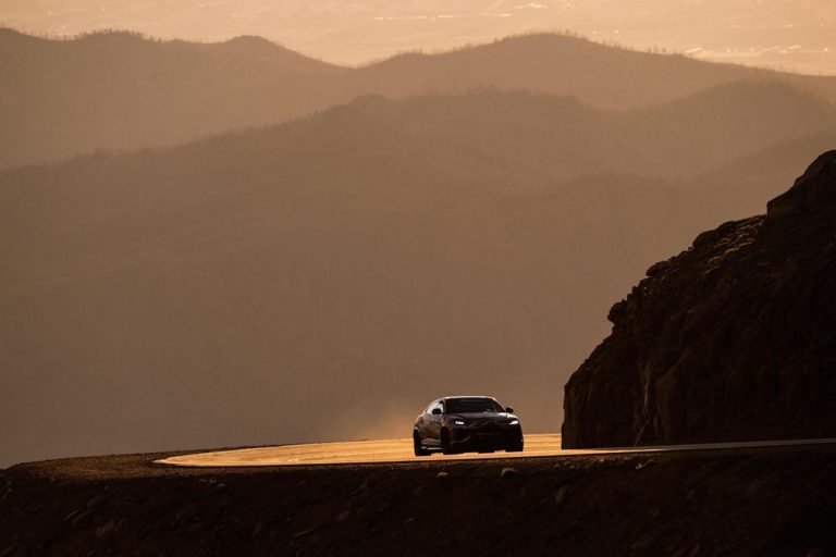 Lamborghini Urus: dueño y señor en Pikes Peak