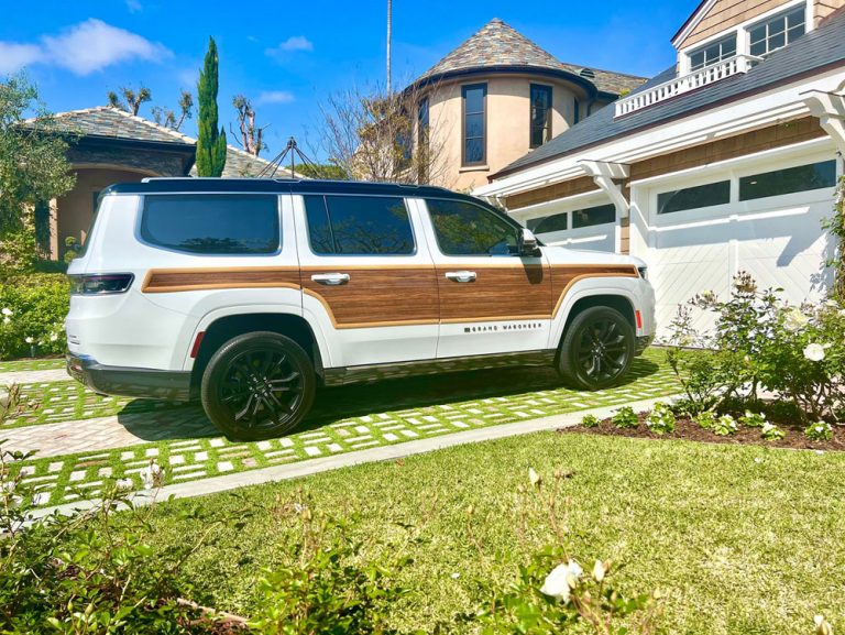 Madera para adornar los nuevos Jeep Wagoneer y Jeep Grand Wagoneer