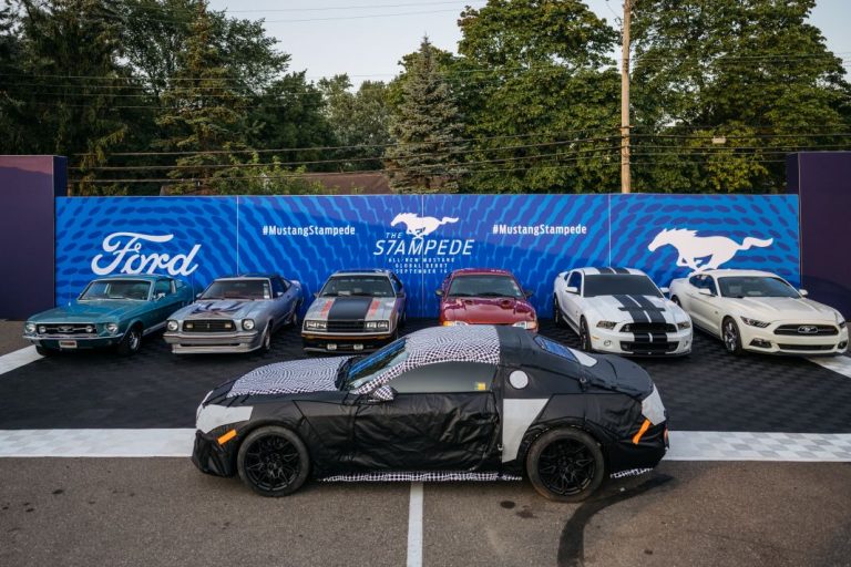 Nace un nuevo Ford Mustang, y esta vez es de verdad…