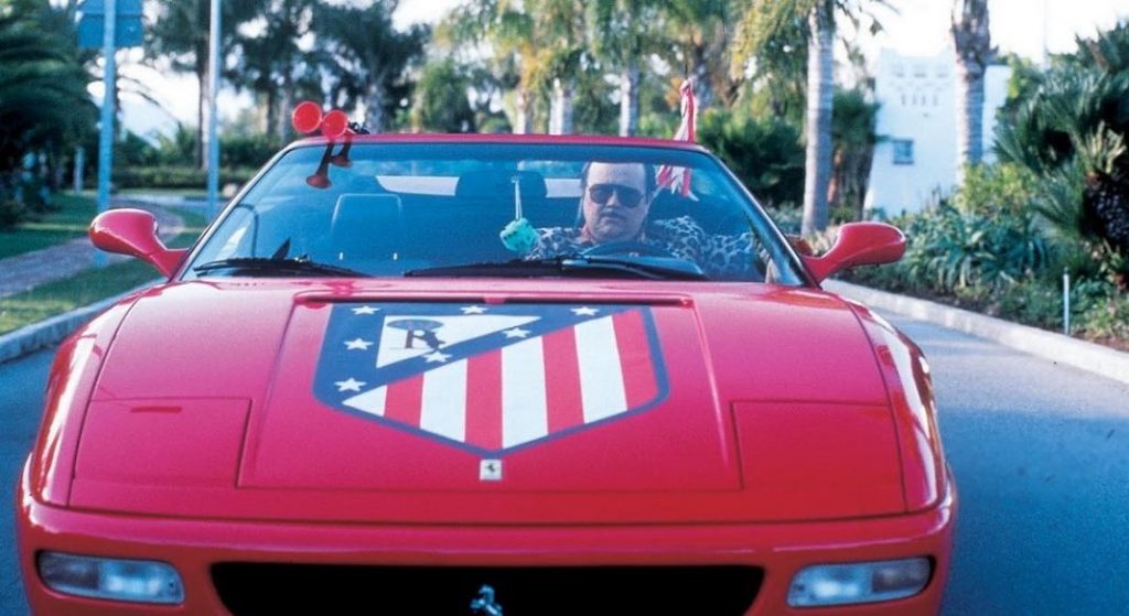 De un Citroën C15 a un Ferrari 348 Spider: Los ‘coches cunda’ que Torrente ha conducido en sus seis películas 5 Motor16 Ferrari Spider – Torrente 2, misión en Marbella (2001)