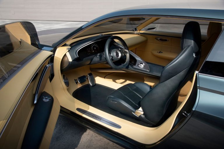 ‘La belleza del espacio en blanco’: así es el interior del Genesis X Speedium Coupé