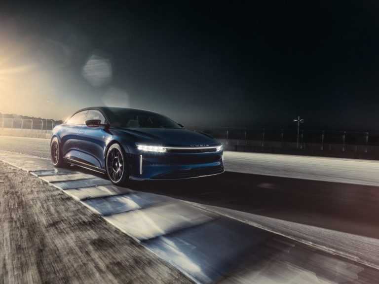 Lucid Air, desafía y supera a Tesla en su propio terreno
