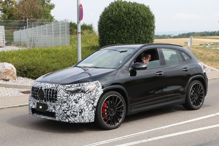 El Mercedes-AMG GLA pasa por la sección de estética