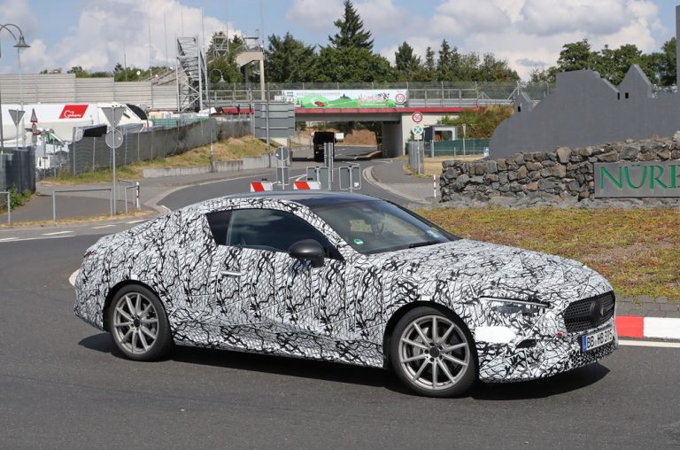 Potencia enchufable para el futuro Mercedes CLE