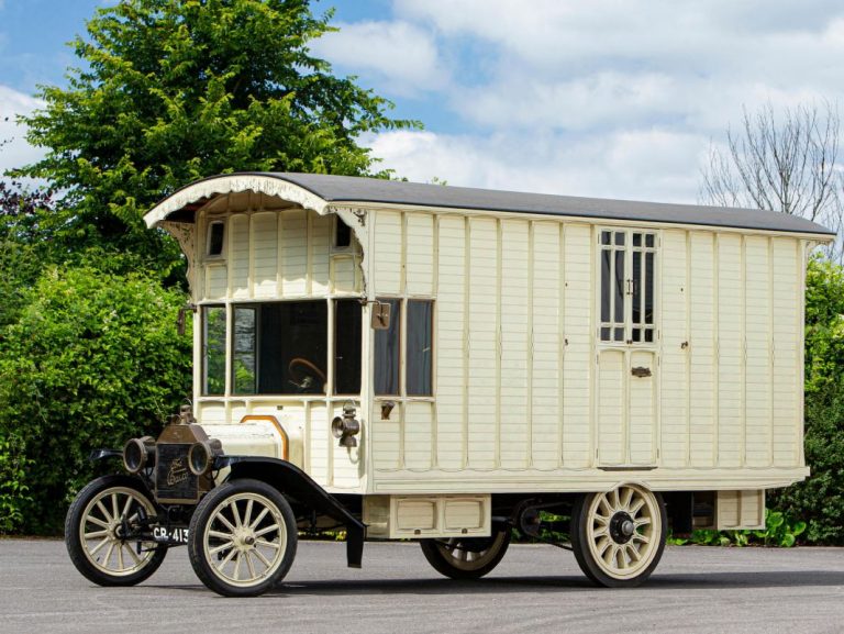 Estas caravanas son impresionantes, pero tu no las puedes conducir aún pudiéndotelas comprar