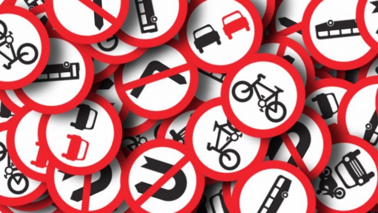 Según la DGT, estas son las señales que causan la mayoría de los suspensos