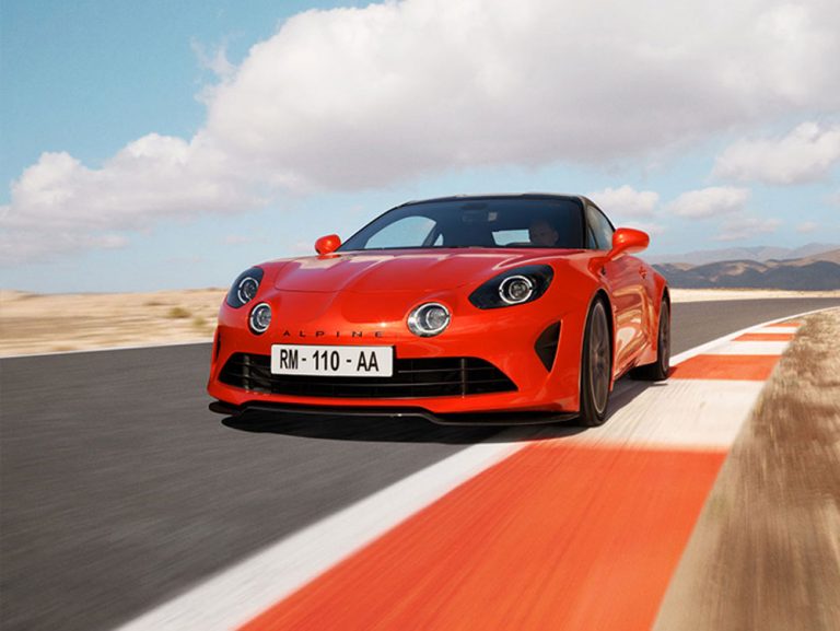 El deportivo Alpine A110 en la flota de Sixt