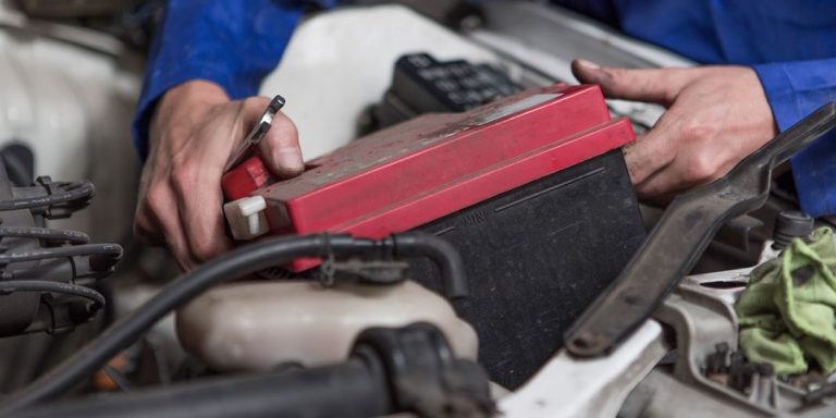 Este es el componente de tu coche que más sufre con el calor en verano